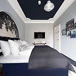 Numa Maximilian 公寓式酒店