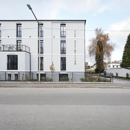 Numa Maximilian Apartahotel 3*